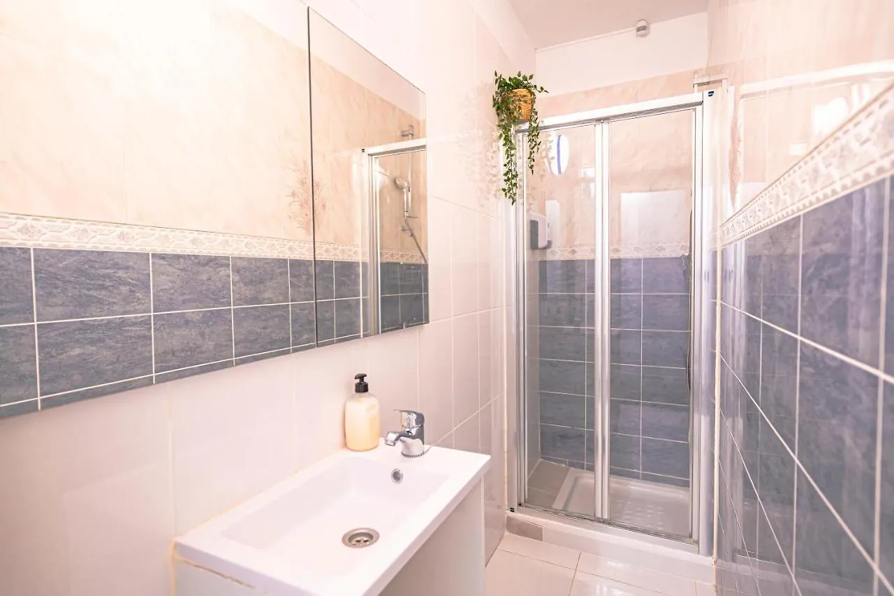 Hostel Neon Tenerife Guaza