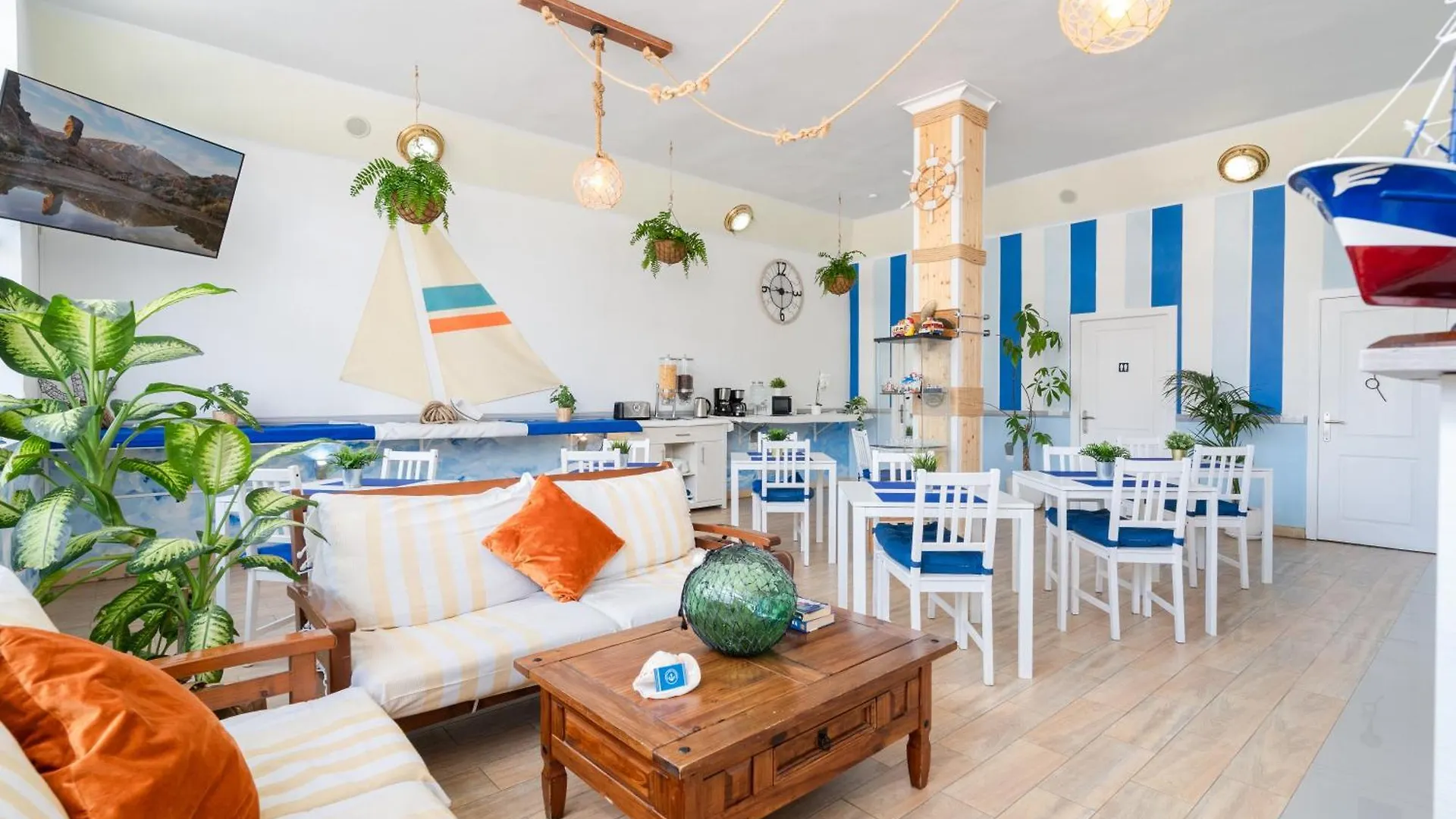 Hostel Neon Tenerife Guaza