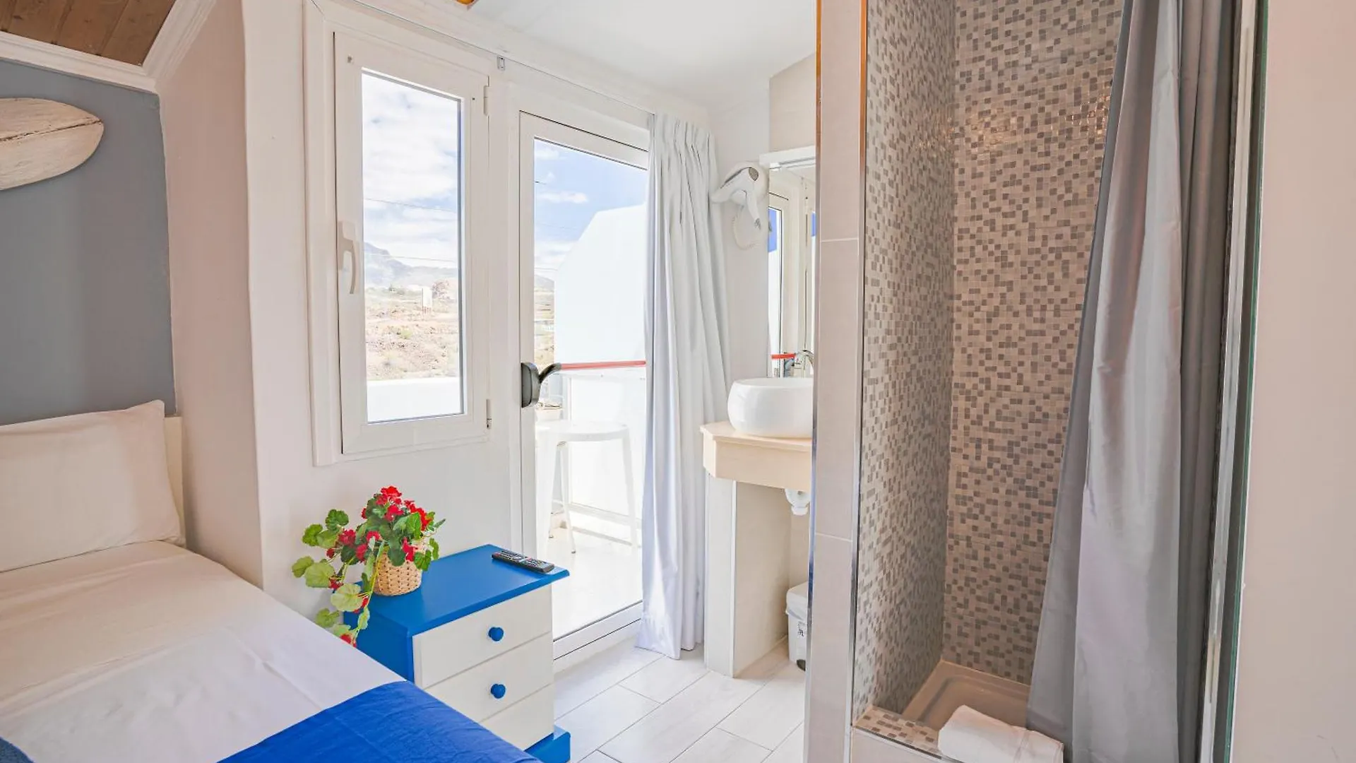 Gasthof Hostel Neon Tenerife Guaza Spanien